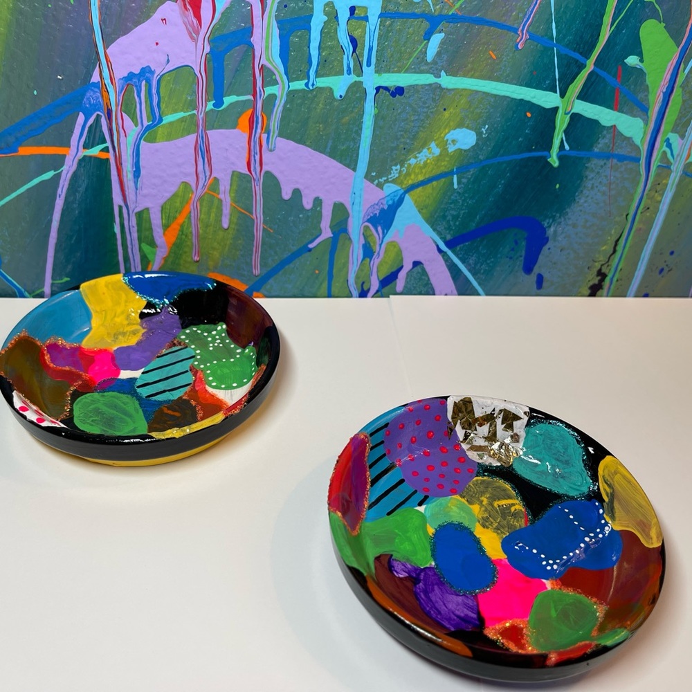 Abstract Coasters Table Decor - Picture 4 of 4